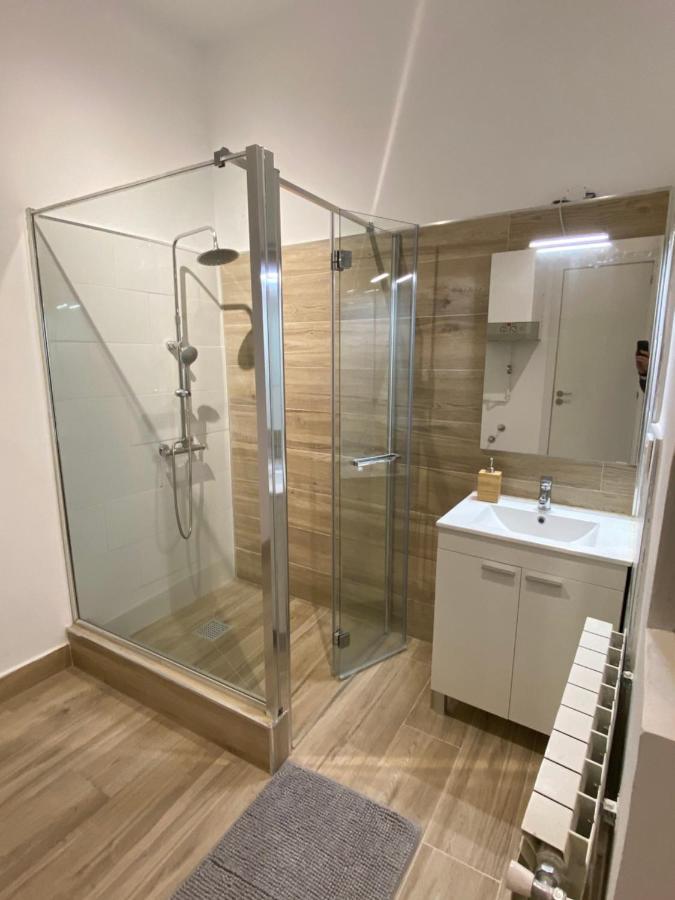 Opera-Suites Luxury La Boheme, In The Very Center Of Madrid. Buitenkant foto